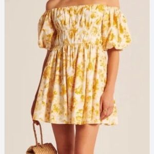 Abercrombie and fitch yellow puff sleeve dress floral size medium tall